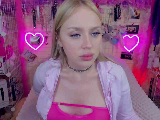 MindyKally