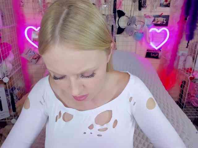 MindyKally