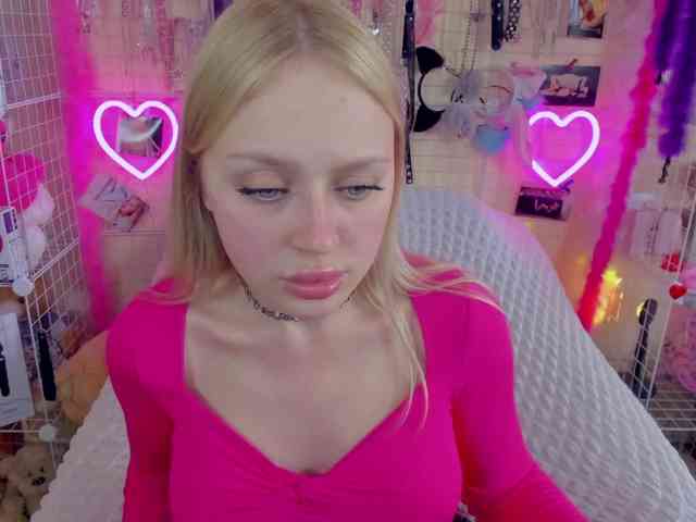MindyKally