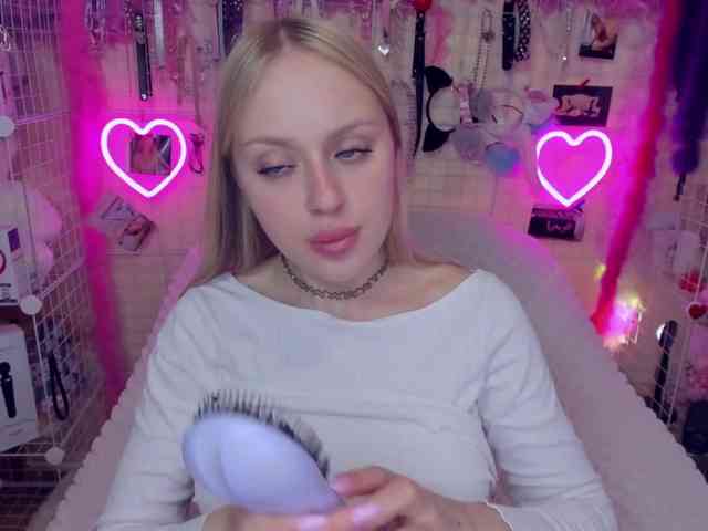 nude web chat MindyKally