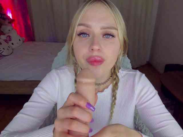 MindyKally
