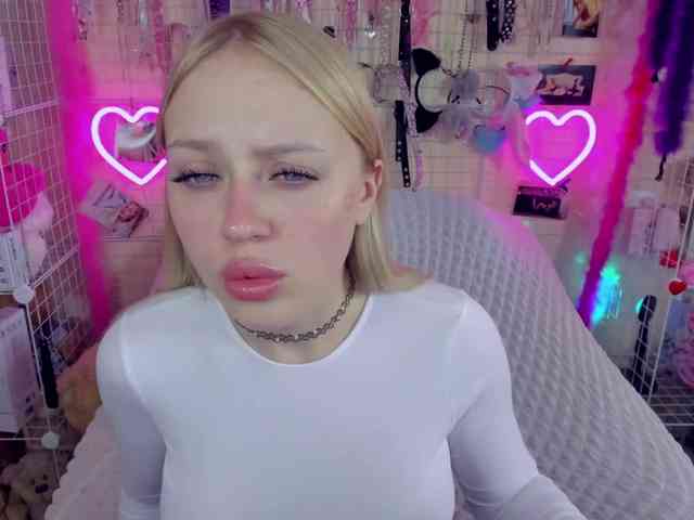 MindyKally