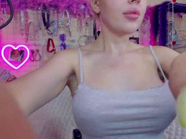 MindyKally