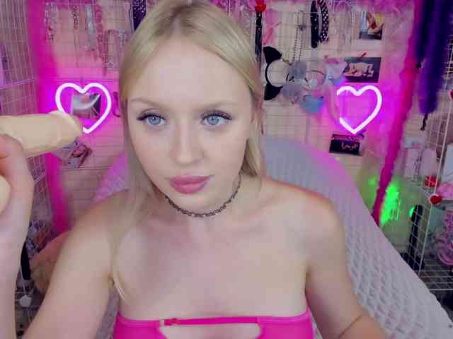 MindyKally