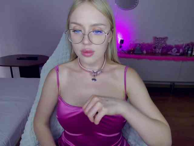 MindyKally