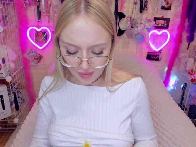 random chat video MindyKally