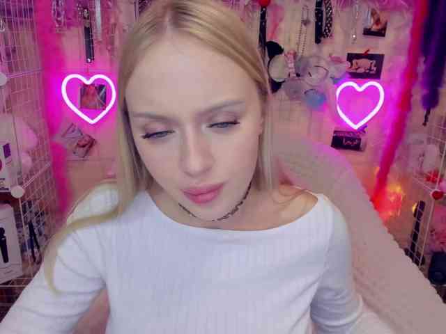 MindyKally