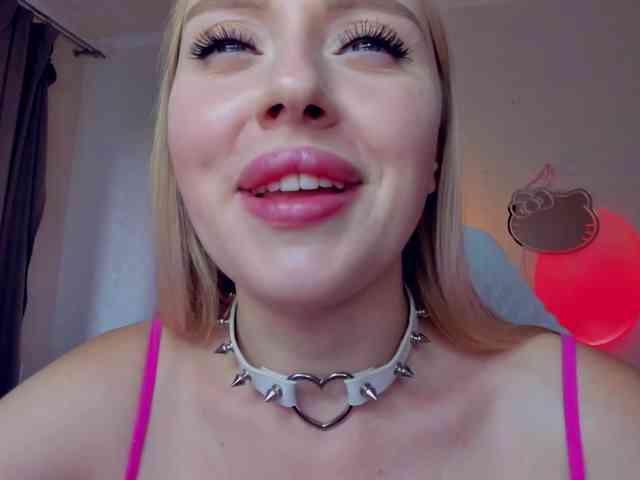 random chat video MindyKally