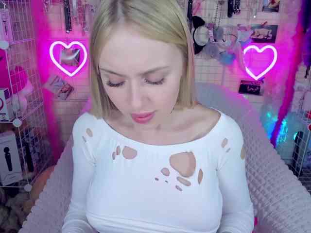MindyKally