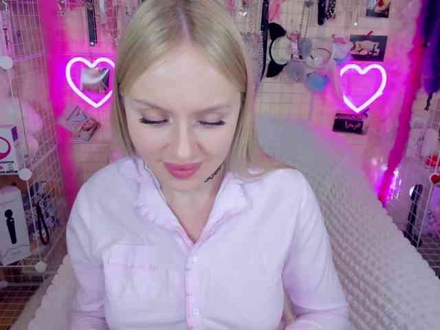 MindyKally