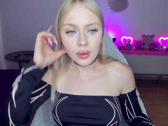 MindyKally