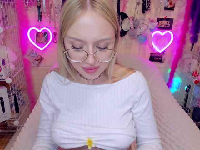 random chat video MindyKally