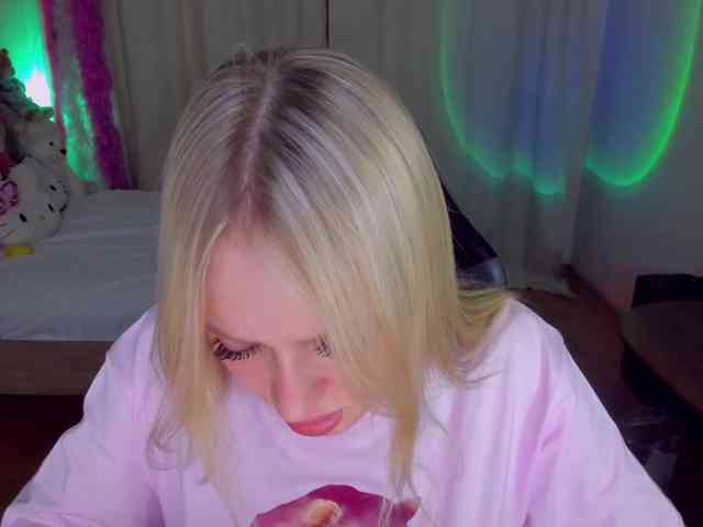 MindyKally