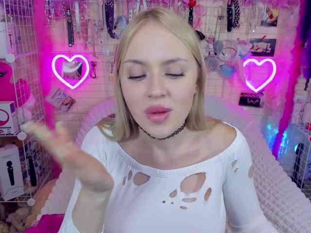 MindyKally