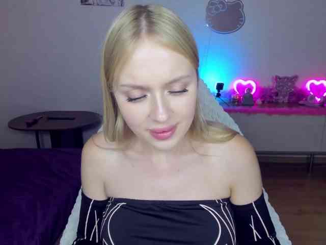 vr chat MindyKally