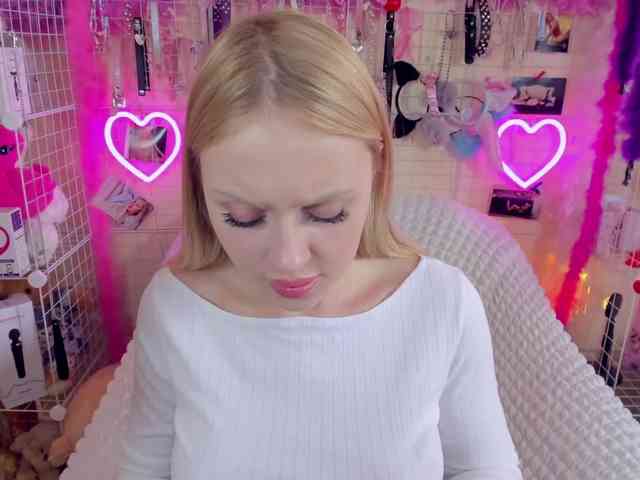 MindyKally