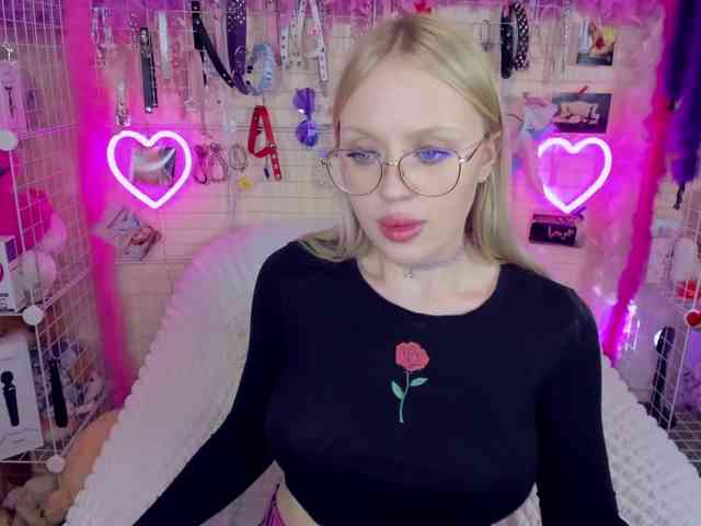 MindyKally