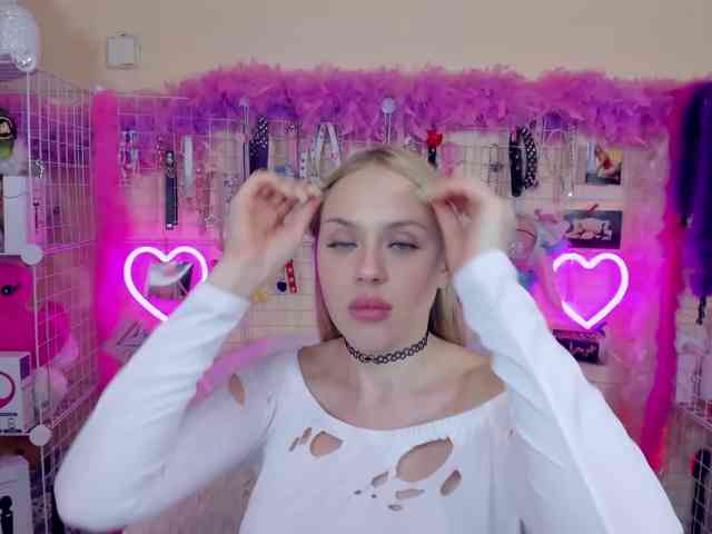 MindyKally