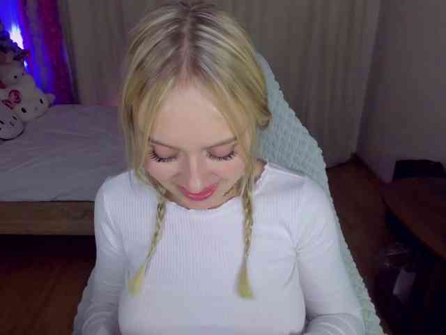 MindyKally