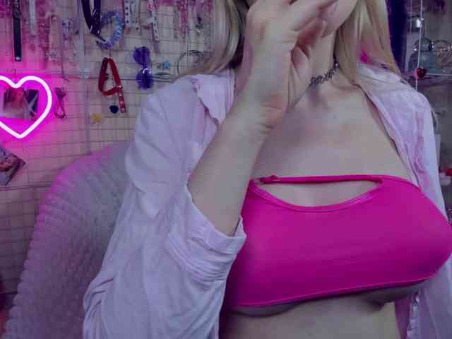 MindyKally