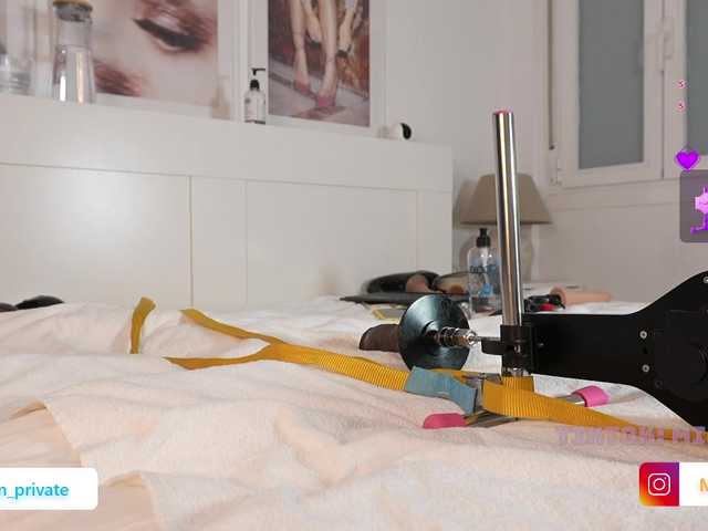 Emmababe's BongaCams show and profile