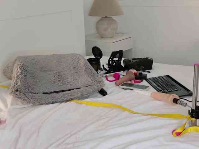 Emmyhot webcam