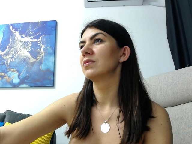 sparklyeve's BongaCams show and profile