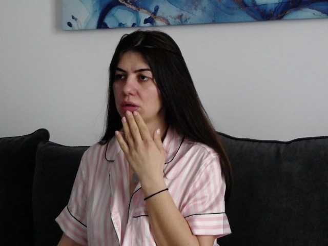 sparklyeve's BongaCams show and profile