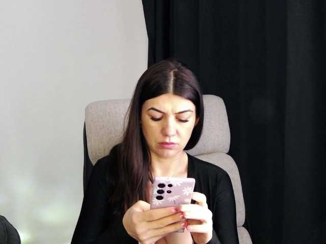 sparklyeve's BongaCams show and profile