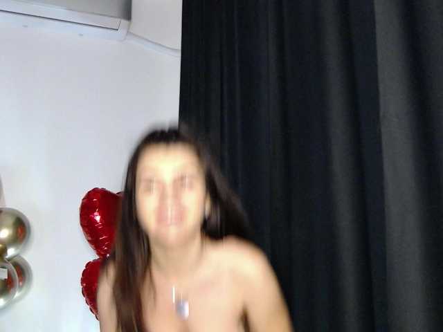 BongaCams sparklyeve is Freechat sparklyeve — Happy Valentine's Day!Be my valentine and win nice prize(custom video,sexy pics,pvt discount 50%off etc) will be 5 prize!Join the valentine's game with 100 tok!:X #raffle #valentine'sday #bigboobs #lovense #cumshow #leggings @remain for my new toy