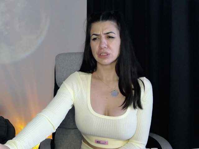 sparklyeve's BongaCams show and profile