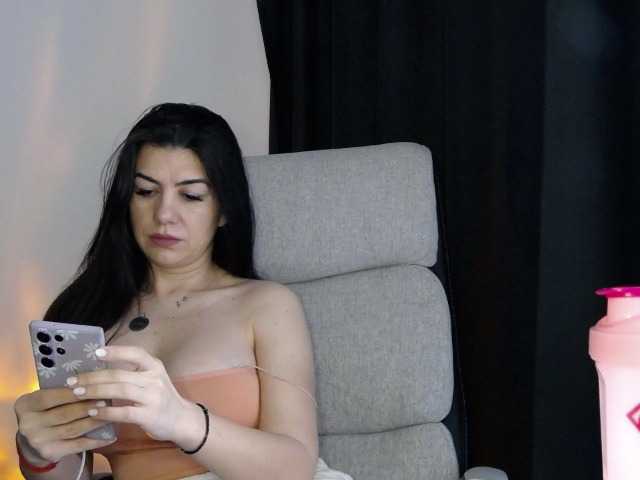 sparklyeve's BongaCams show and profile