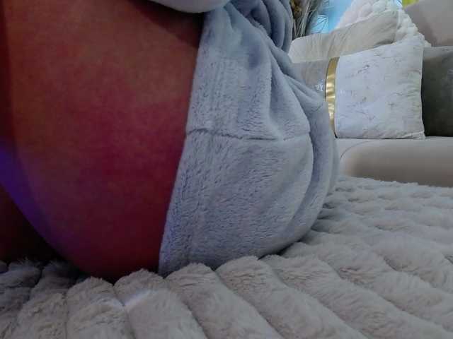 Malvvina's BongaCams show and profile