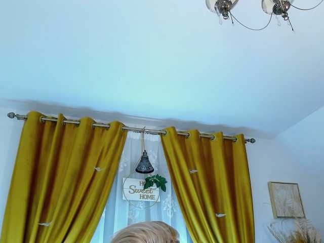 Malvvina's BongaCams show and profile