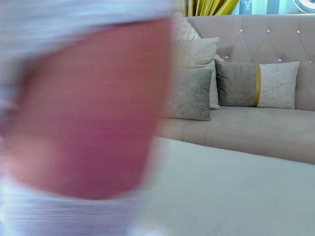 Malvvina's BongaCams show and profile