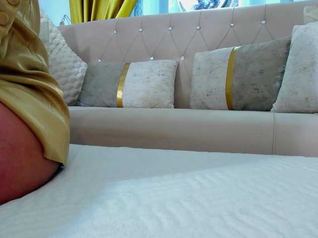 Malvvina's BongaCams show and profile