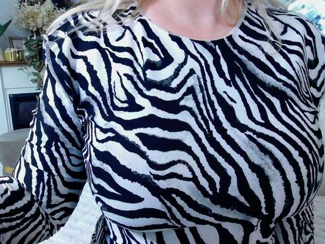 Malvvina's BongaCams show and profile