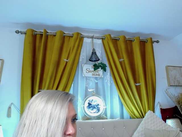 Malvvina's BongaCams show and profile