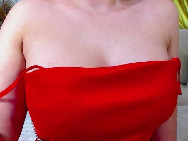 Malvvina's BongaCams show and profile