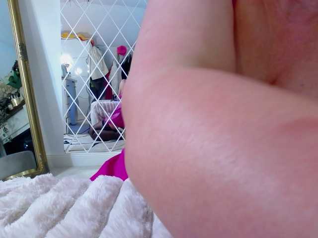 Malvvina live cam profile