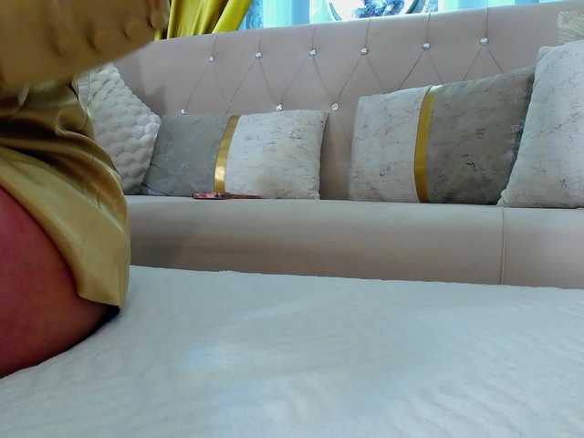 Malvvina's BongaCams show and profile