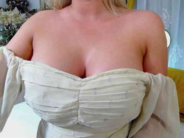 web cam nude Malvvina