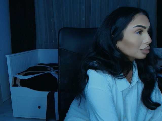 queenmeryem live cam profile