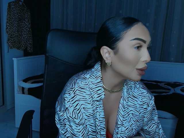 queenmeryem's BongaCams show and profile