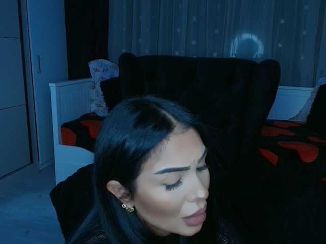 queenmeryem's BongaCams show and profile