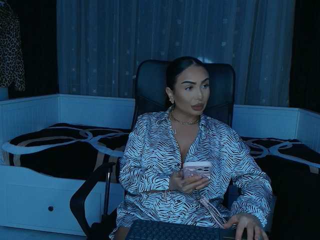 queenmeryem's BongaCams show and profile