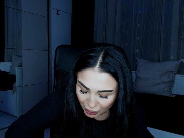 queenmeryem's BongaCams show and profile