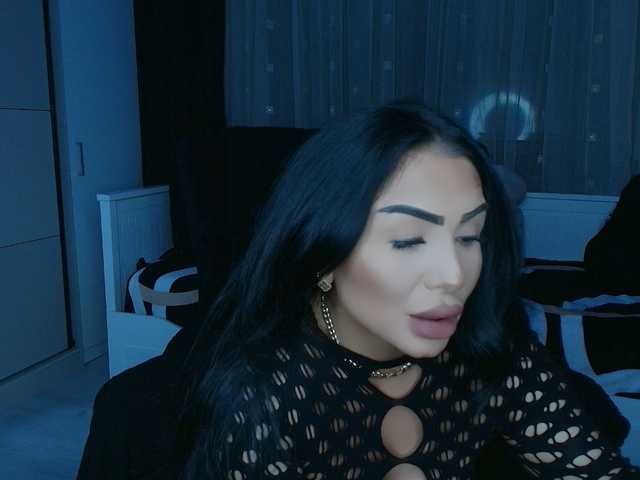 queenmeryem's BongaCams show and profile