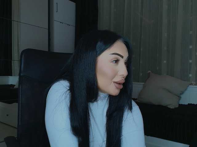 queenmeryem's BongaCams show and profile