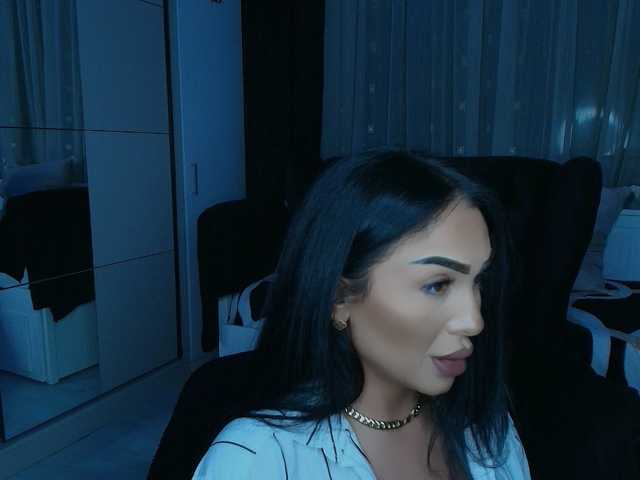 queenmeryem's BongaCams show and profile